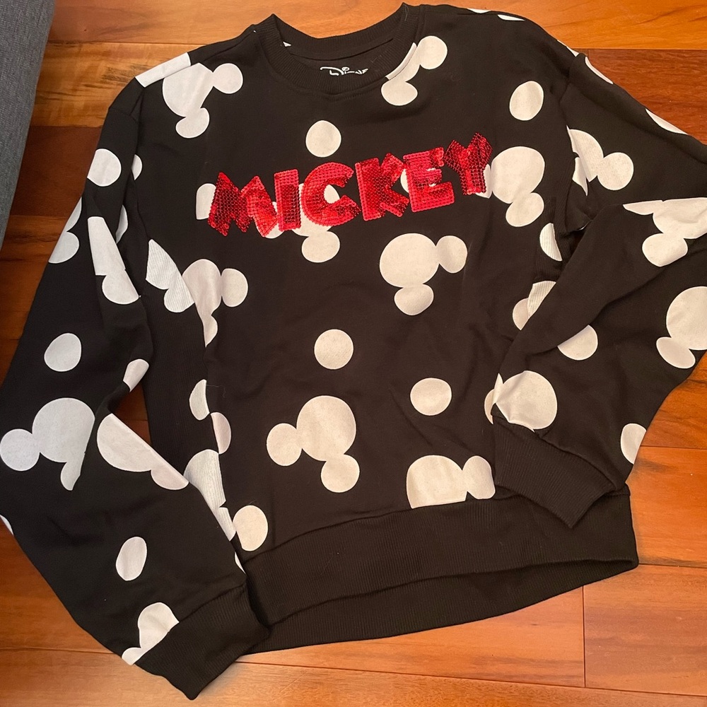 **NEW** Mickey Mouse sweatshirt with tags